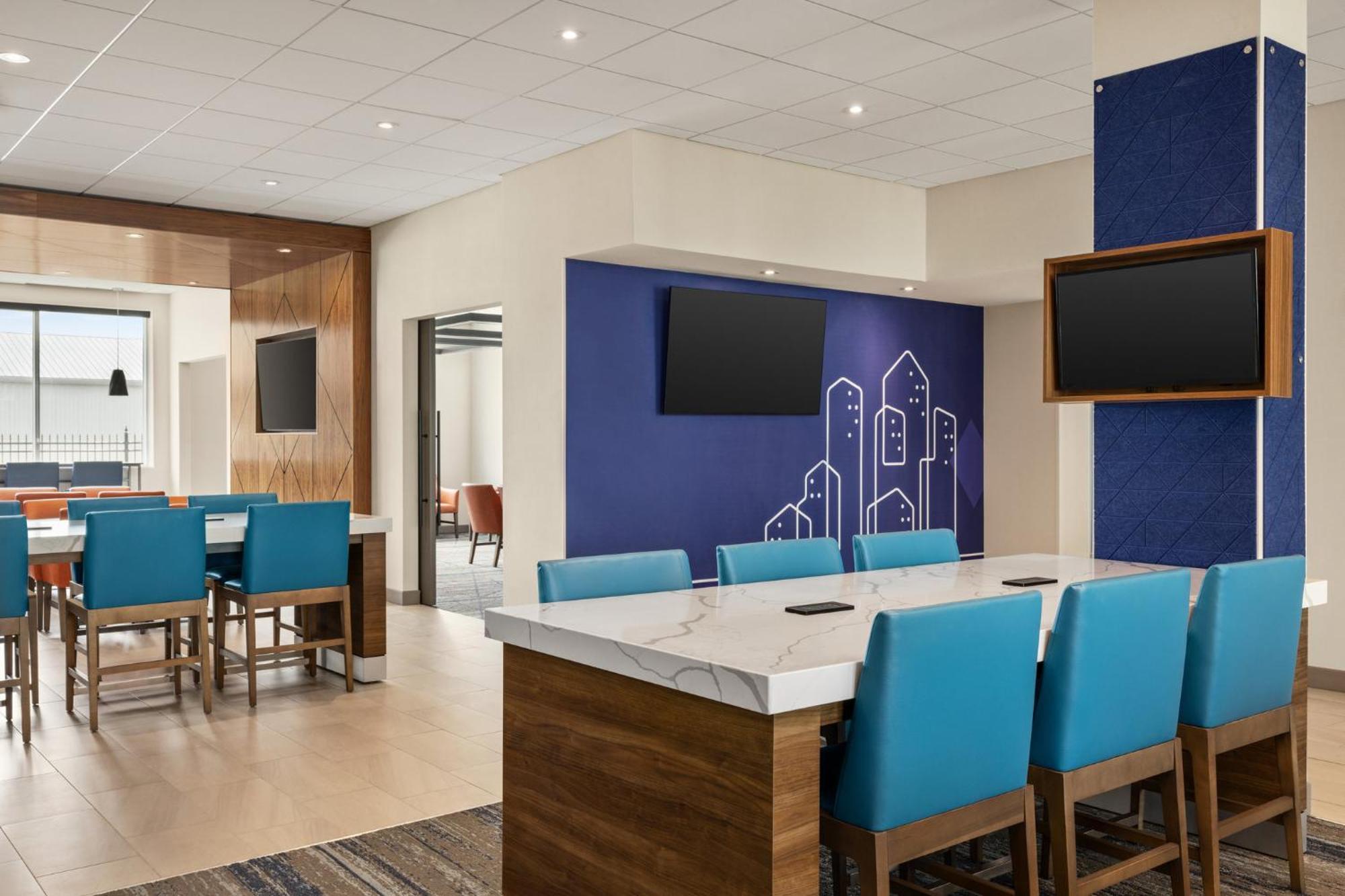 Holiday Inn Express - Strathroy By Ihg Extérieur photo