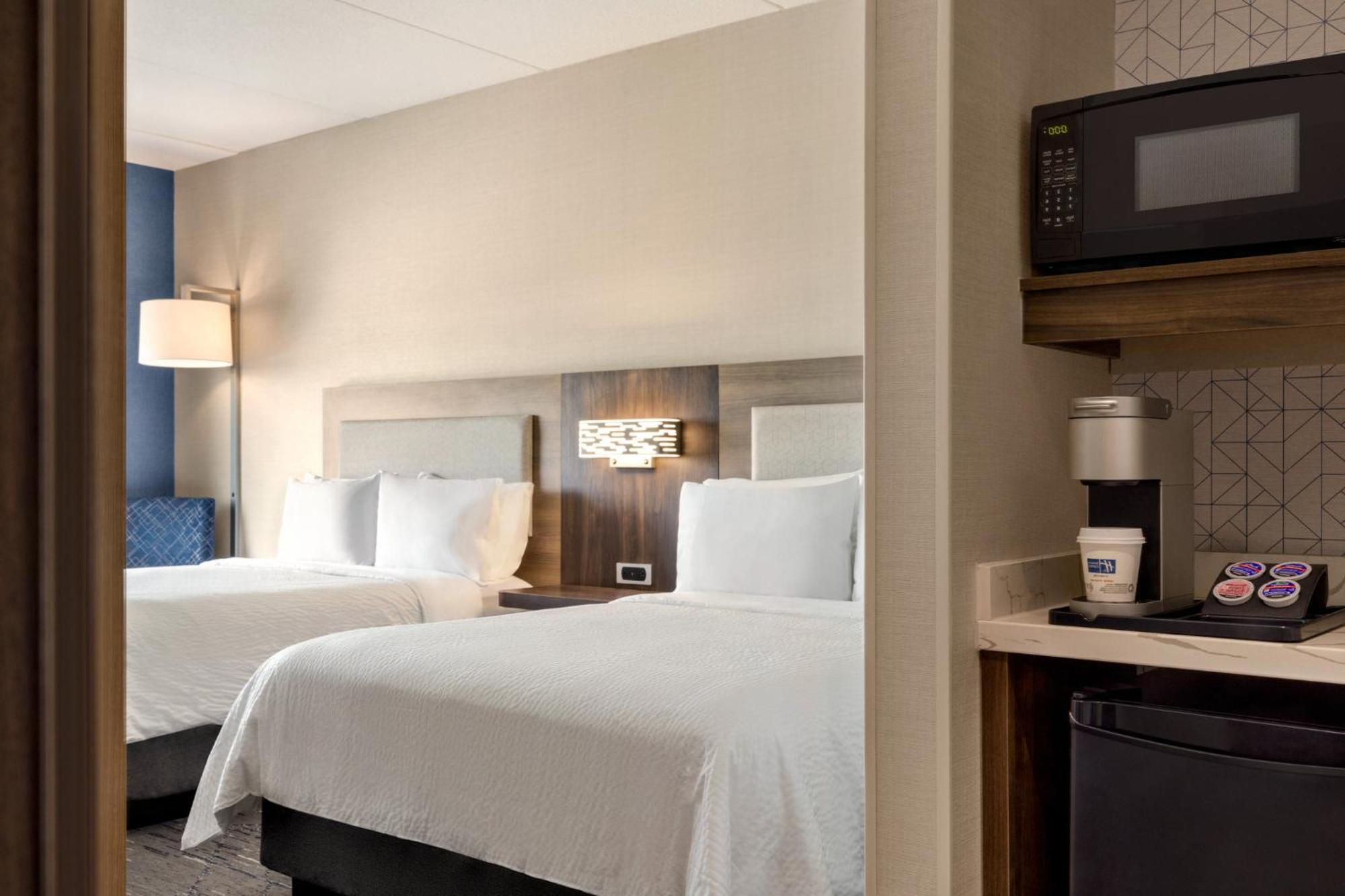 Holiday Inn Express - Strathroy By Ihg Extérieur photo