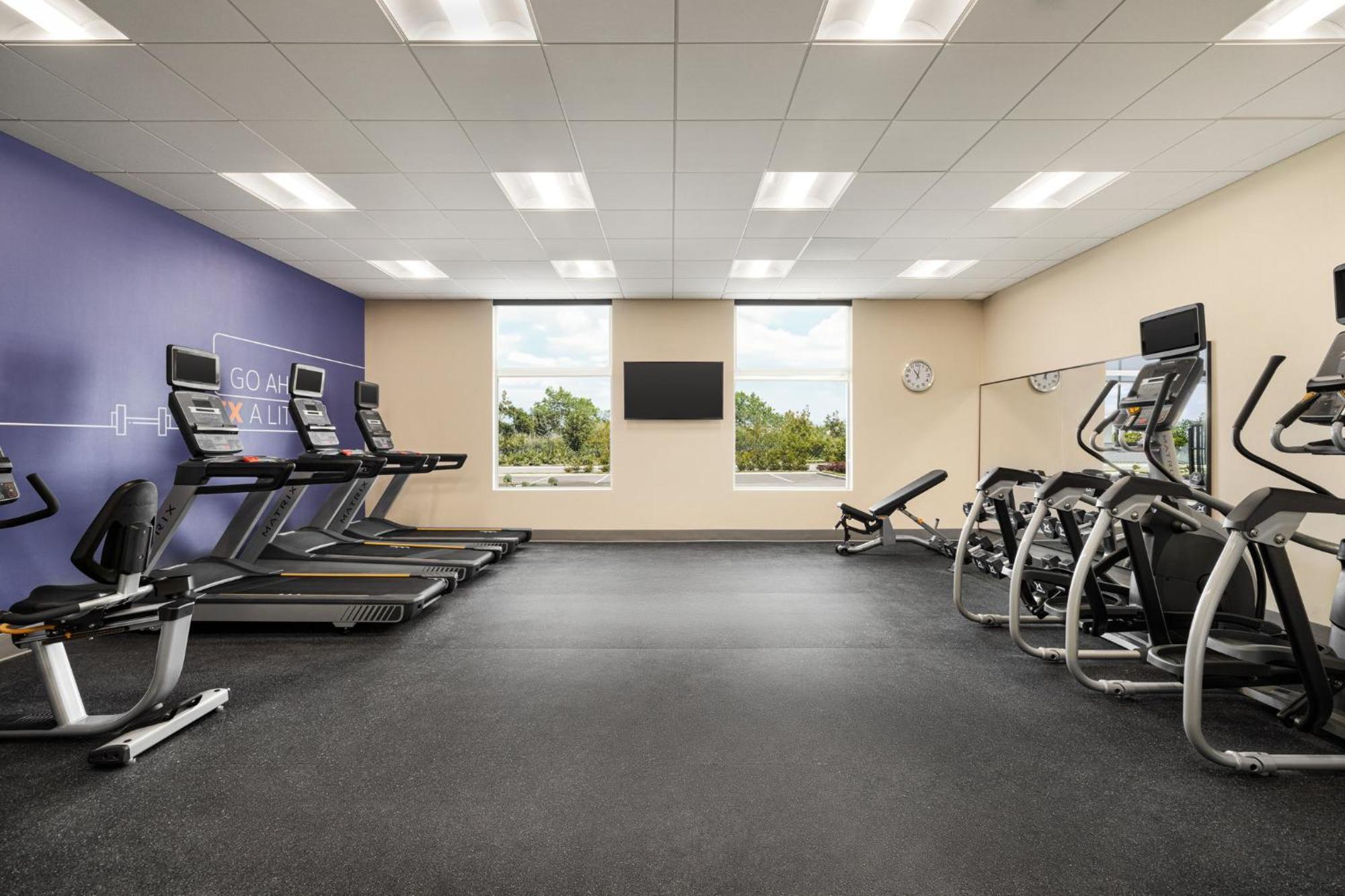 Holiday Inn Express - Strathroy By Ihg Extérieur photo